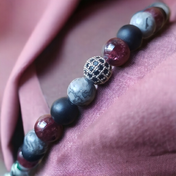Gray Jasper, Matte Black Onxy, & Garnet Handcrafted Beaded Bracelet - Picture 2 of 6